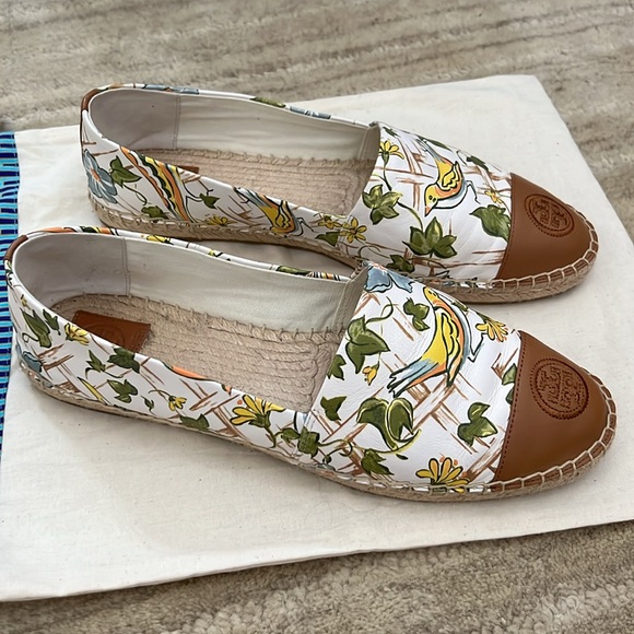 Tory Burch Leather Espadrilles - Picture 2 of 5